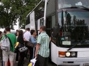Азаров поручил скорректировать правила дорожной безопасности