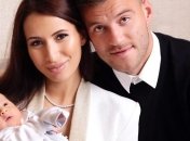 Жена Ярмоленко впервые показала двухмесячного сына (фото)