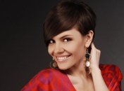 Певица Эрика изменилась в новом клипе (Видео)