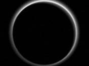 Над ледниками Плутона обнаружены азотно-углеродные туманы