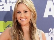 Минус еще одна холостячка: Аманда Байнс объявила о помолвке