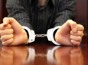 За взятку в 13 тыс. грн будут судить столичного госисполнителя