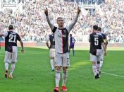 Ювентус благодаря дублю Роналду с пенальти переиграл Фиорентину (Фото, Видео)