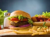 Диетологи обнаружили удивительное свойство фаст-фуда