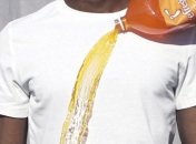 Изобретена футболка, которую невозможно испачкать