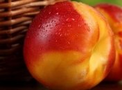 Персики являются самыми полезным фруктами