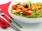 К чему приводит переедание на праздники