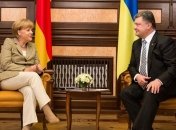 Меркель заверила Порошенко в поддержке