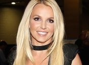 Бритни Спирс едва не утонула в океане