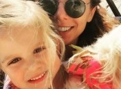 Анна Седокова в Instagram показала фото с Дня рождения дочери с бывшим мужем