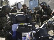 Два участника НВФ добровольно сдались милиции