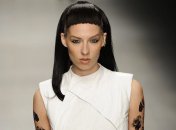 Как правильно снять макияж