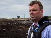 Хуг на пять дней едет на Донбасс