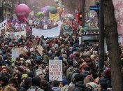 Масштабная забастовка во Франции: 800 тысяч человек вышли на улицы