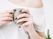 Тренди манікюру на осінь 2023 року.