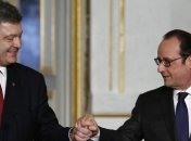 Порошенко поздравил Олланда с Днем взятия Бастилии