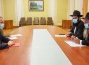 Держстатус для релігійних свят: головний рабин України подякував Зеленському