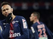 На Неймара подали в суд