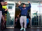 Чемпіона Bellator Ярослава Амосова в аеропорту зустріли сотні фанатів