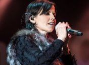 Долорес О'Риордан планировала записать новую версию песни "Zombie"
