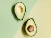 Спелое авокадо