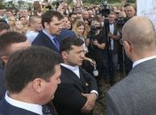 Зеленский пообещал восстановить разрушенный мост через реку Чечва на Прикарпатье