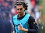 У скандального футболиста ПСЖ Рабьо умер отец