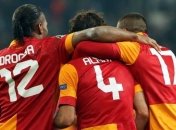 "Галатасарай" в гостях переиграл "Шальке-04"