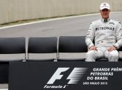 К поздравлениям Михаэля Шумахера присоединилась команда Mercedes