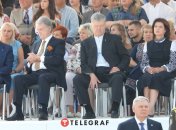 Порошенко заснув під час промови Зеленського на параді: Кучма з Ющенком теж засумували (ексклюзивні фото)