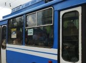 В Полтаве транспортный коллапс: люди штурмуют троллейбусы