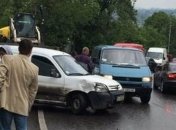 Масштабное ДТП во Львове: столкнулись сразу семь авто
