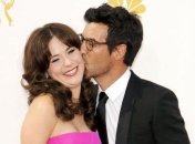 Беременная Зоуи Дешанель выходит замуж