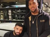 Промоутер рассказал о трудностях в подготовке Джошуа к бою с Миллером