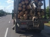 Оторвавшееся от грузовика колесо убило пешехода на Ровенщине: фото и подробности трагедии