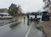 ДТП на Киевщине: столкнулись два пассажирских автобуса