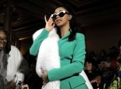 Cardi B показала беременный живот на обложке глянца Rolling Stone