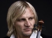 Олег Скрипка задействовал своих детей в новом клипе