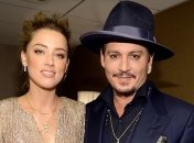 Суд запретил Джонни Деппу приближаться к супруге