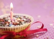 Милые поздравления с днем рождения на 8 сентября: стихи, проза и открытки