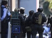 Заложница в кафе Сиднея погибла от пули полицейского