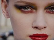 Нове відео про тиск суспільства на жінок завойовує соцмережі (Відео)