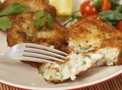 Рыбные биточки получатся не только вкусными, но и полезными