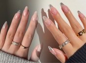 Серебро и френч сочетаются идеально