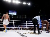 Усик нокаутував Дюбуа