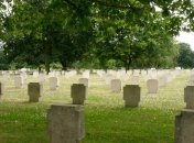 Парижские кладбища и парки закрыты из-за порывов ветра