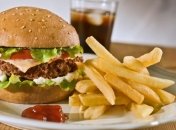 Продукты, которые провоцируют онкологические заболевания