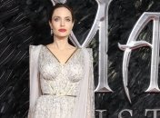 Анджеліна Джолі розповіла про материнство