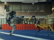 "Илон Маск не видел еще?" Россияне дали смешной ответ танцующим роботам Boston Dynamics (видео)