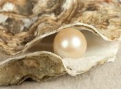 Мужчина нашел жемчужину в своем завтраке